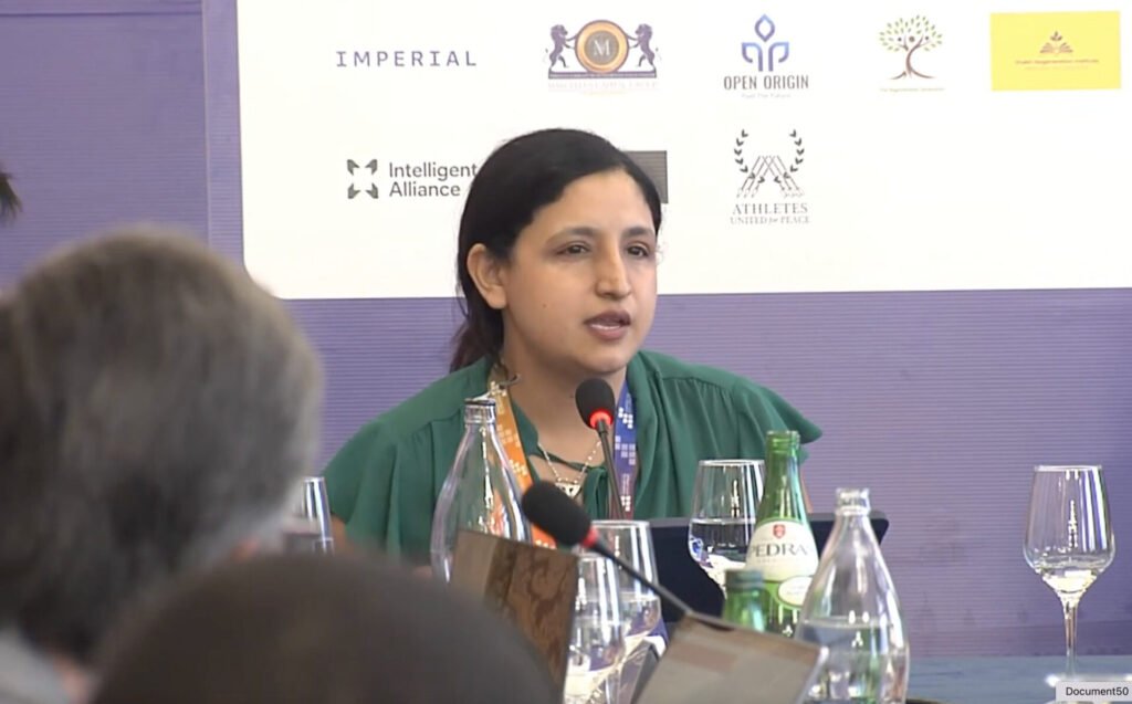 Dr Rizwana Mia addressing the critical need for convergence from an African perspective